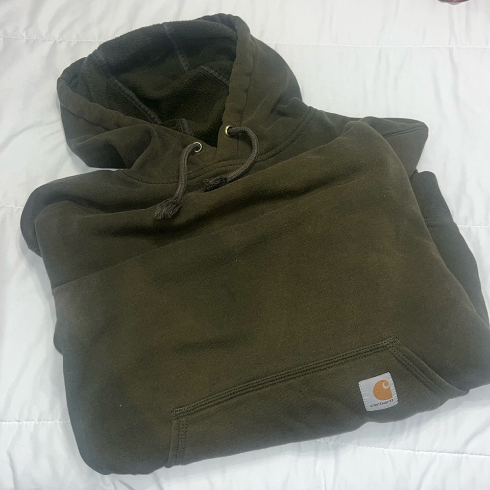 men’s green carhartt hoodie!